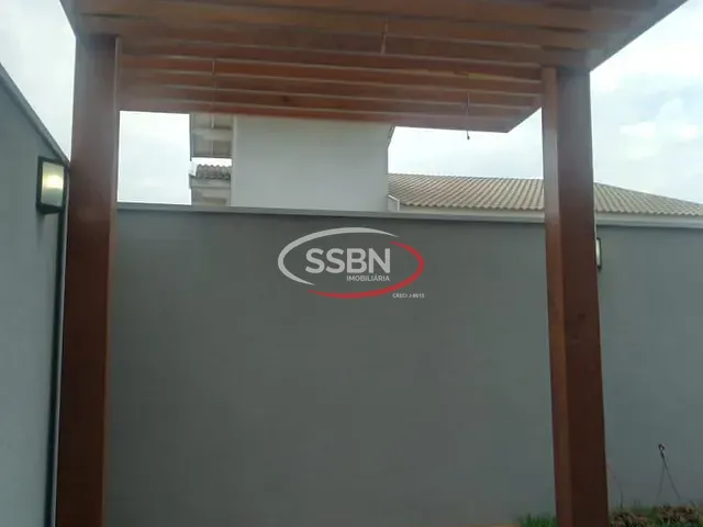 Casa com 300m², à venda, no bairro Engenho Velho em Nova Odessa