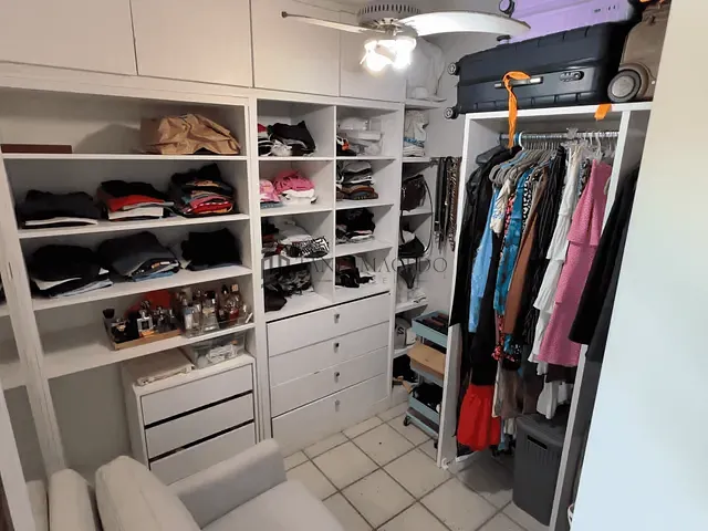 Casa com 600m² 4 quartos e 5 banheiros, à venda, no bairro Sítio dos Pintos em Recife