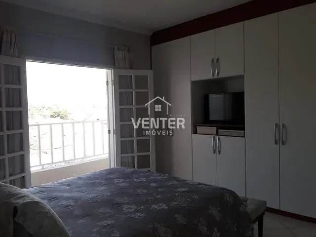 Casa com 390m² 3 quartos e 3 banheiros, à venda, no bairro Jardim das Nações em Taubaté