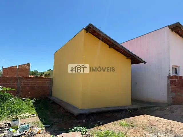 Casa 1 quarto e 1 banheiro, à venda, no bairro Tangarás em Bauru