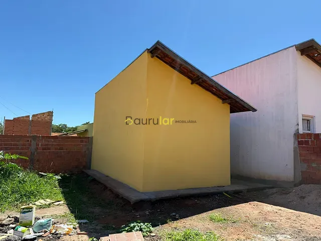 Casa 1 quarto e 1 banheiro, à venda, no bairro Tangarás em Bauru