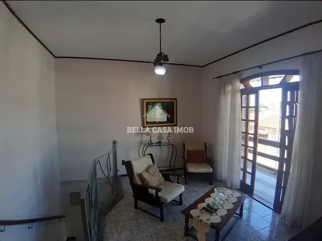 Casa com 200m² 5 quartos e 4 banheiros, à venda, no bairro Jardim São Paulo em Sorocaba