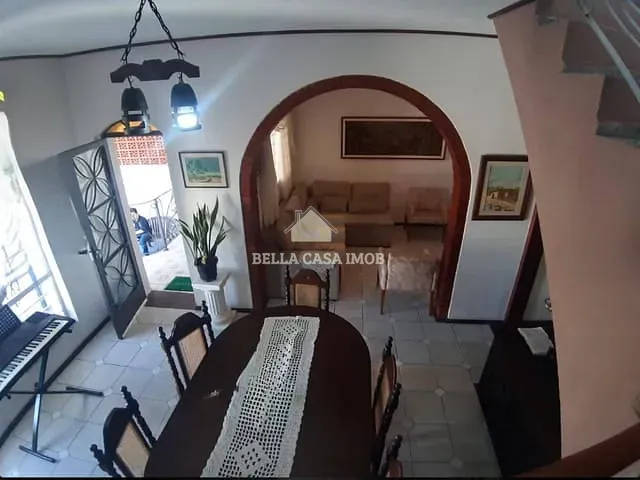 Casa com 200m² 5 quartos e 4 banheiros, à venda, no bairro Jardim São Paulo em Sorocaba
