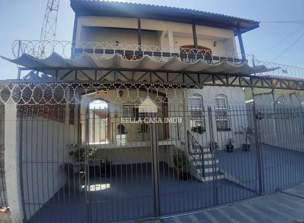 Casa, 5 quartos, 200 m² - Foto 2
