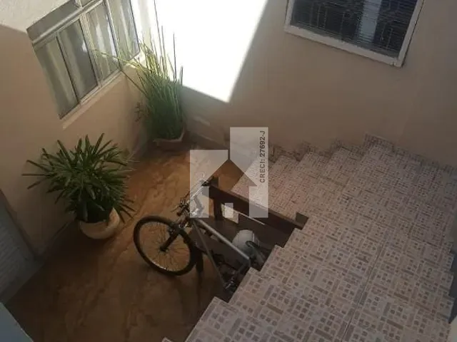 Casa com 300m² 4 quartos e 3 banheiros, à venda, no bairro Jardim Cica em Jundiaí