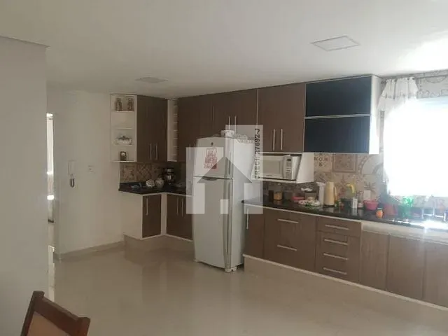 Casa com 300m² 4 quartos e 3 banheiros, à venda, no bairro Jardim Cica em Jundiaí