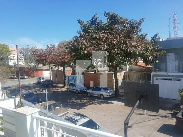 Casa com 300m² 4 quartos e 3 banheiros, à venda, no bairro Jardim Cica em Jundiaí