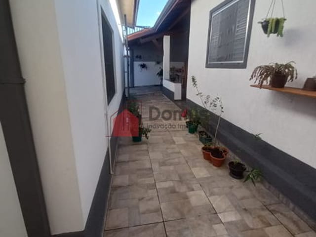 Casa com 288m², à venda, no bairro Loteamento Residencial Andrade em Pindamonhangaba