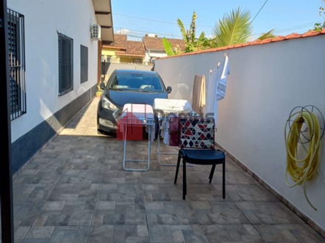 Casa com 288m², à venda, no bairro Loteamento Residencial Andrade em Pindamonhangaba
