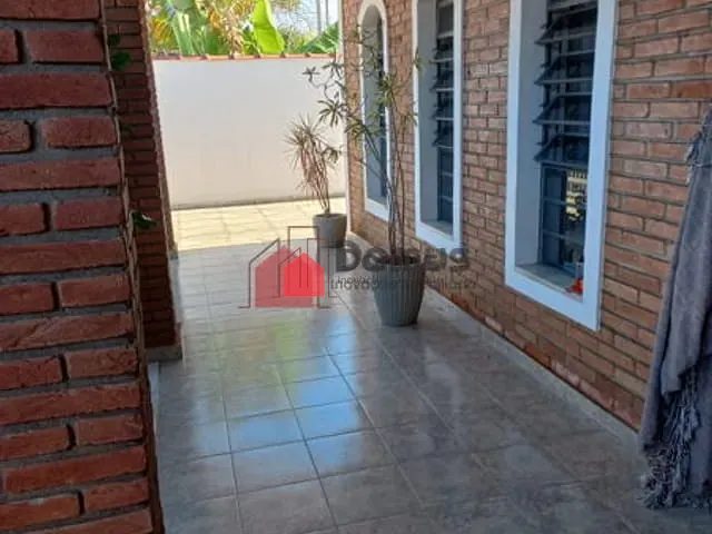 Casa com 288m², à venda, no bairro Loteamento Residencial Andrade em Pindamonhangaba