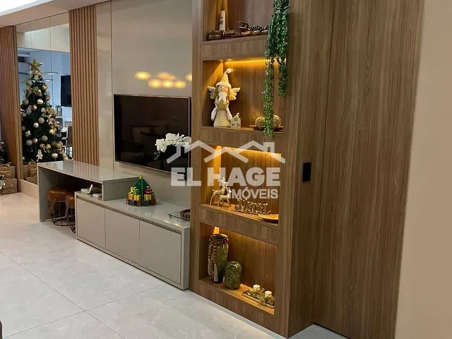 Casa com 200m² 3 quartos e 3 banheiros, à venda, no bairro Jardim Imperial em Cuiabá