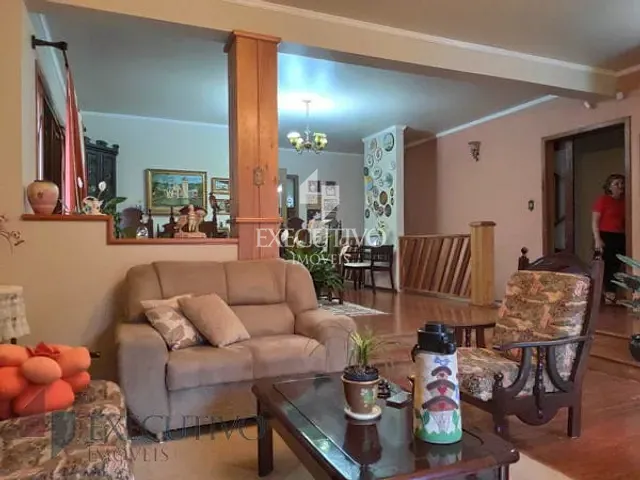 Casa com 638m² 4 quartos e 2 banheiros, à venda, no bairro Centro em Arroio Do Meio