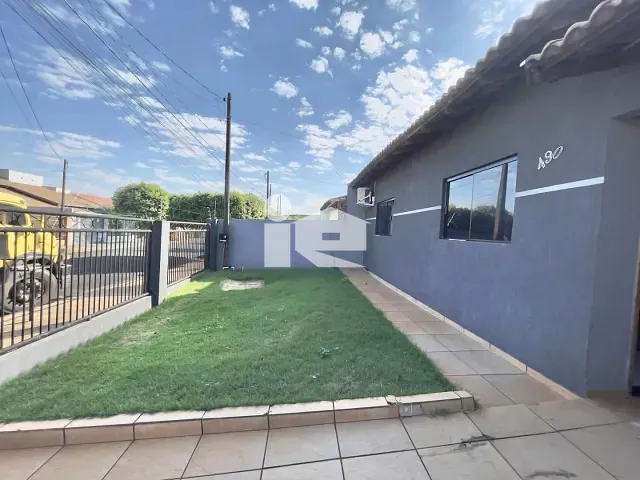 Casa com 252m² 3 quartos e 2 banheiros, à venda, no bairro Jardim Nobre em Rolândia