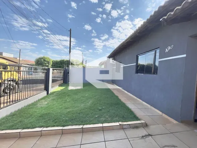 Casa com 252m² 3 quartos e 2 banheiros, à venda, no bairro Jardim Nobre em Rolândia