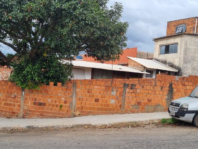 Terreno com 213m², à venda, no bairro Jardim Lírio em Tatuí