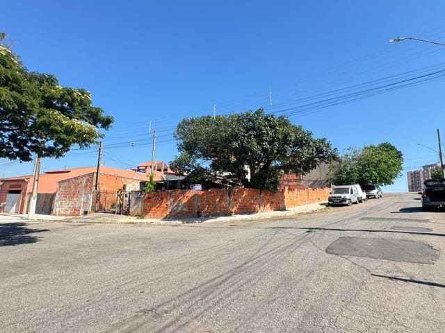 Terreno com 213m², à venda, no bairro Jardim Lírio em Tatuí