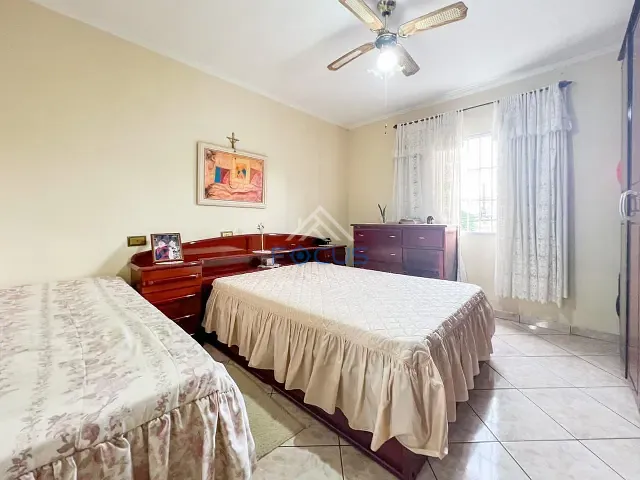 Casa com 180m² 3 quartos e 2 banheiros, à venda, no bairro Vila Pirapora em Jundiaí