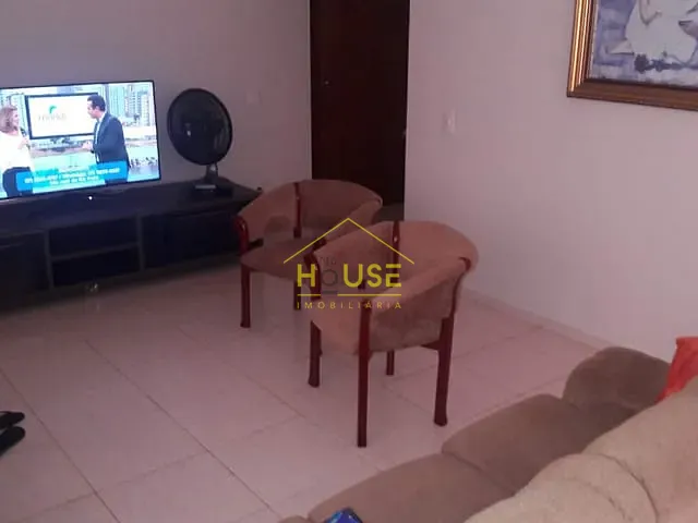 Casa com 300m² 3 quartos e 2 banheiros, à venda, no bairro Jardim Alvorada em Votuporanga