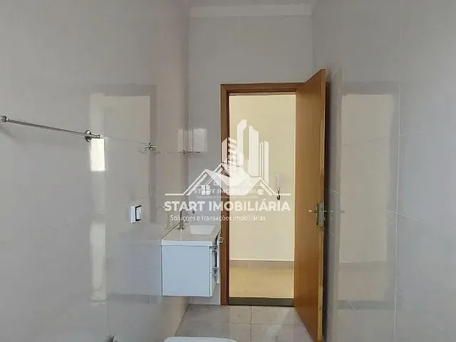 Casa 3 quartos e 3 banheiros, à venda, no bairro Leonor Mendes De Barros em Pederneiras