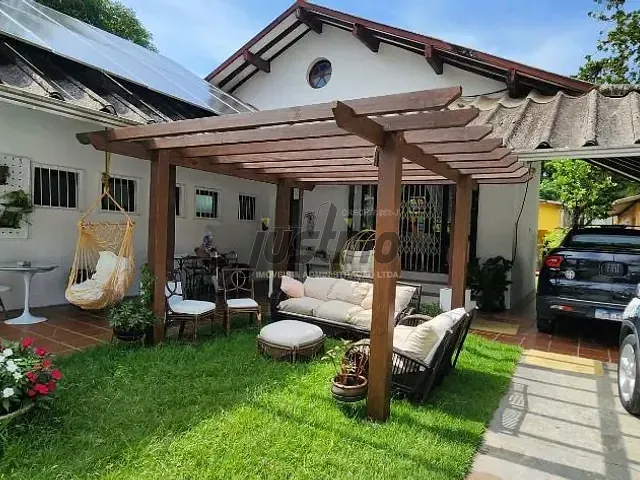 Casa com 1065m² 3 quartos e 1 banheiro, à venda, no bairro Suarão em Itanhaém