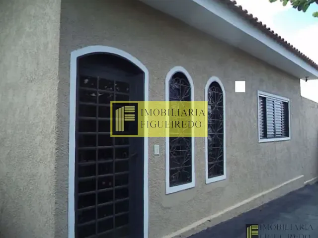 Casa com 80m² 2 quartos e 1 banheiro, para alugar, no bairro Jardim Santa Maria em São José do Rio Preto
