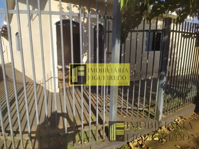 Casa com 80m² 2 quartos e 1 banheiro, para alugar, no bairro Jardim Santa Maria em São José do Rio Preto