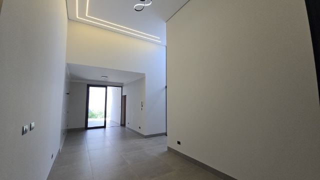Casa 3 quartos e 2 banheiros, à venda, no bairro Parque das Grevíleas em Maringá