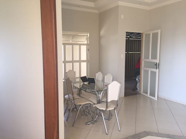 Casa com 300m² 3 quartos e 2 banheiros, à venda, no bairro São Pedro em Arcos