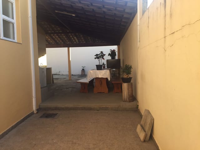 Casa com 300m² 3 quartos e 2 banheiros, à venda, no bairro São Pedro em Arcos