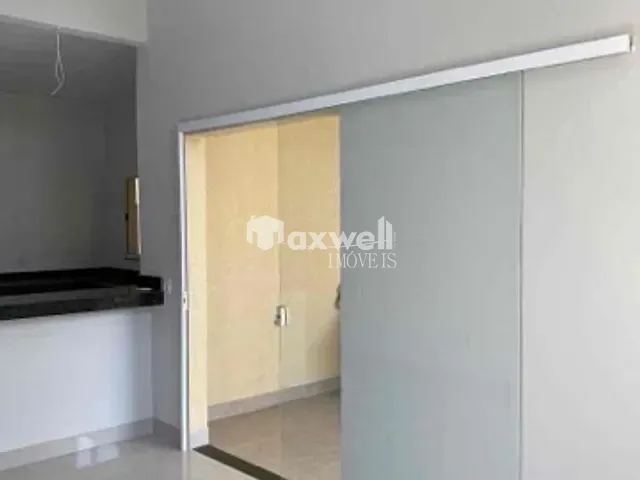 Casa com 180m² 3 quartos e 2 banheiros, à venda, no bairro Jardim Riviera em Aparecida de Goiânia