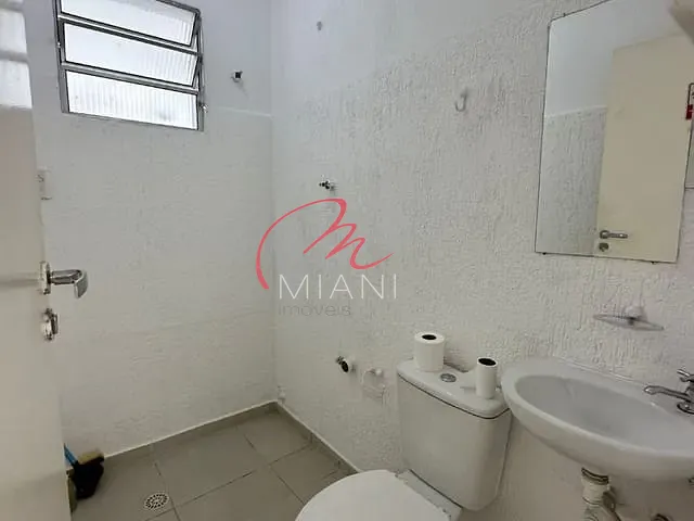 Casa com 255m² 3 quartos e 2 banheiros, para alugar, no bairro Jardim Ester Yolanda em São Paulo