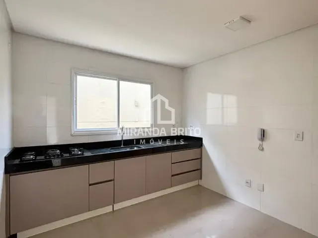 Casa 3 quartos e 4 banheiros, à venda, no bairro Cardoso Continuação em Aparecida de Goiânia