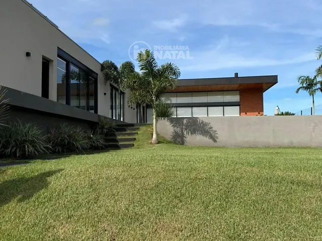 Casa 4 quartos e 2 banheiros, à venda ou para alugar, no bairro sertanopolis em Sertanópolis