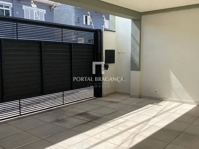 Casa 3 quartos e 5 banheiros, à venda, no bairro Centro em Bragança Paulista
