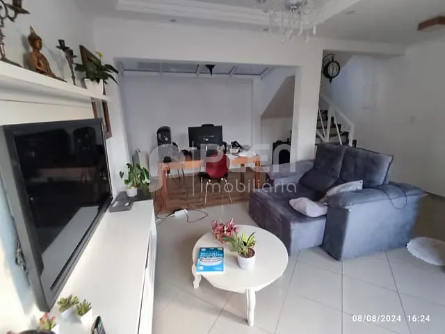 Casa 4 quartos e 3 banheiros, à venda, no bairro Vila Irmãos Arnoni em São Paulo