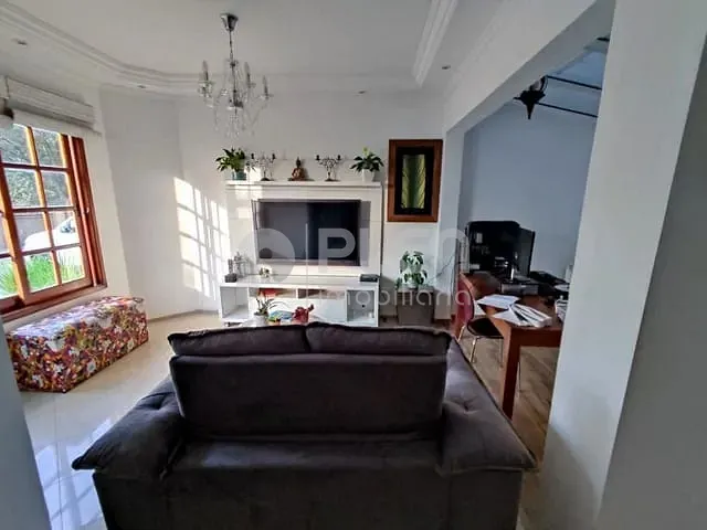 Casa 4 quartos e 3 banheiros, à venda, no bairro Vila Irmãos Arnoni em São Paulo
