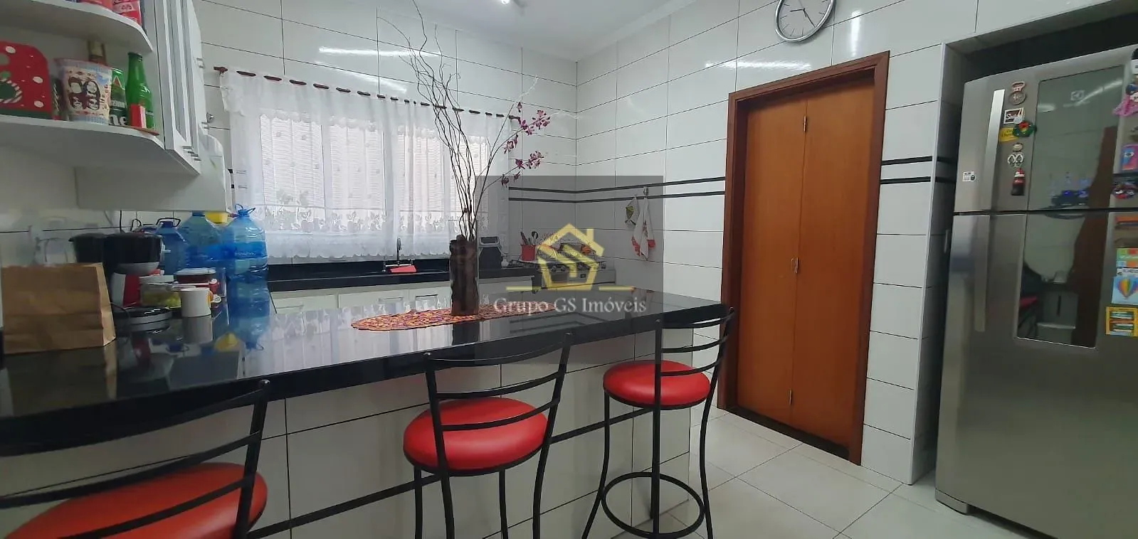 Casa, 3 quartos, 200 m² - Foto 1