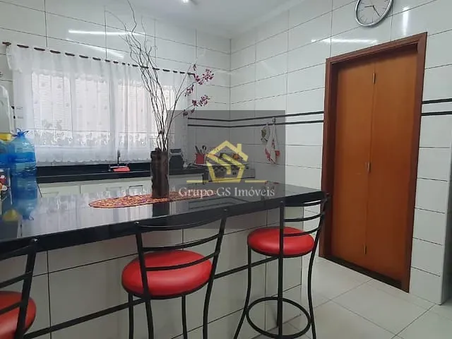 Casa 3 quartos e 3 banheiros, à venda, no bairro Jardim Florência em Vinhedo