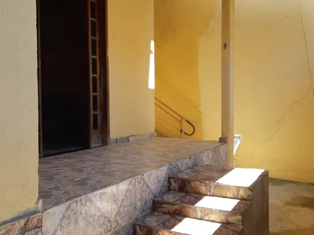 Casa com 220m² 3 quartos e 3 banheiros, à venda, no bairro Heliópolis em Belo Horizonte