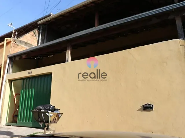 Casa com 220m² 3 quartos e 3 banheiros, à venda, no bairro Heliópolis em Belo Horizonte