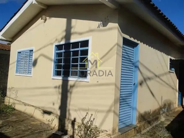 Casa com 250m² 2 quartos e 1 banheiro, à venda, no bairro Jardim Europa I em Guaxupé