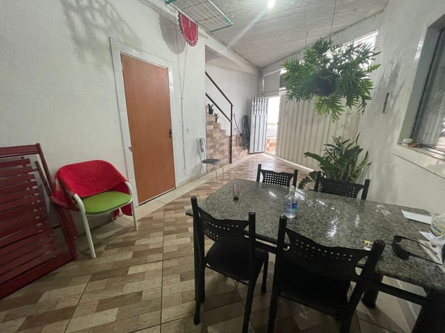 Casa 4 quartos e 2 banheiros, à venda, no bairro Suzana em Belo Horizonte