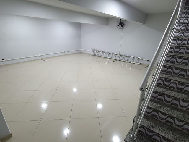 Casa com 181m², à venda ou para alugar, no bairro Planalto Paulista em São Paulo