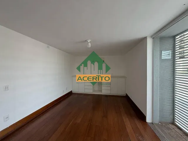 Casa com 630m² 4 quartos e 8 banheiros, para alugar, no bairro Vila Mendonça em Araçatuba