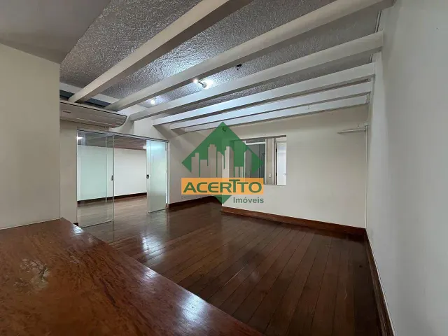 Casa com 630m² 4 quartos e 8 banheiros, para alugar, no bairro Vila Mendonça em Araçatuba