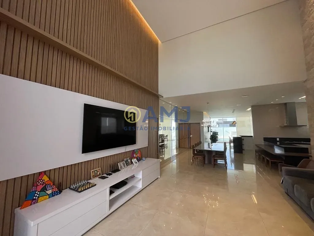 Casa, 4 quartos, 240 m² - Foto 8