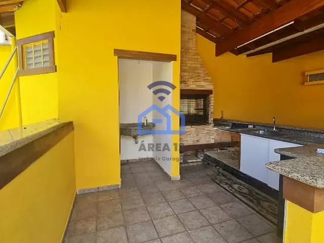 Sobrado com 360m² 4 quartos e 5 banheiros, à venda, no bairro Indaiá em Caraguatatuba