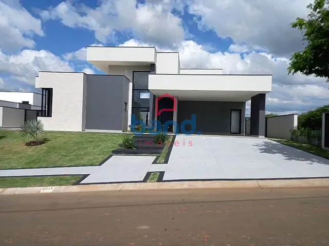 Casa com 600m² 3 quartos e 2 banheiros, à venda, no bairro Portal dos Bandeirantes II em Porto Feliz