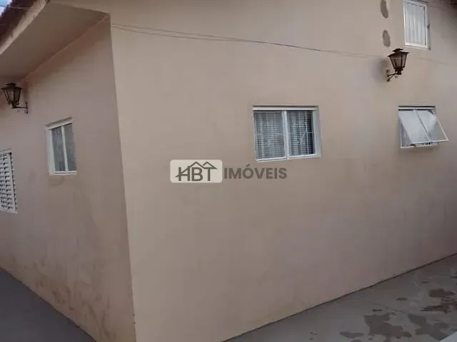 Casa 2 quartos e 1 banheiro, à venda, no bairro Núcleo Residencial Edison Bastos Gasparini em Bauru