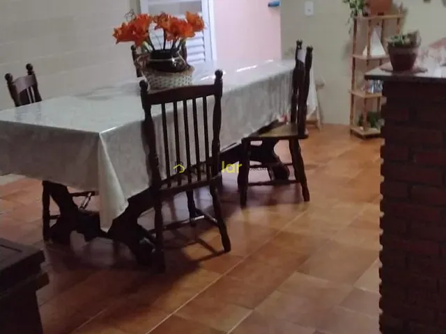 Casa 2 quartos e 1 banheiro, à venda, no bairro Núcleo Residencial Edison Bastos Gasparini em Bauru